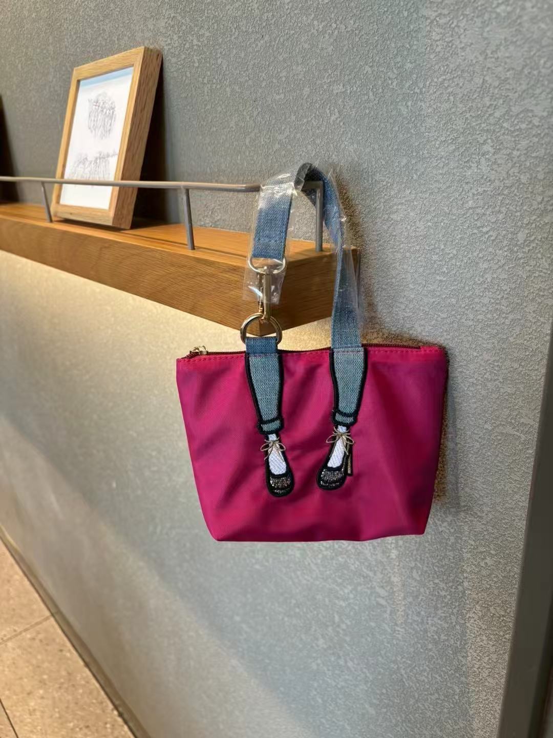 Sac à main brodé tendance en n - Women Bags With Wallet avis et prix