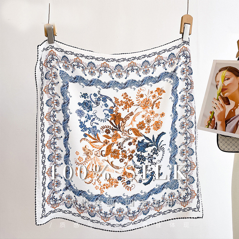 Foulard carré de luxe 100% soi - Women'S Retro Bags avis et prix